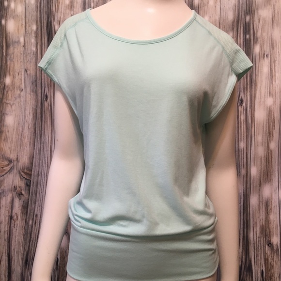 Sale 5 For $25 Lucy Top - Picture 1 of 9